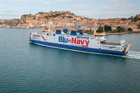 Ferries to the Island of Elba: the Blu Navy shipping .